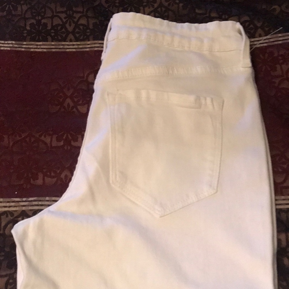 Old navy white pants